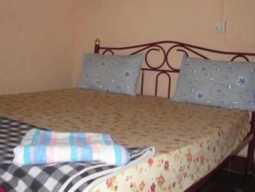 פנום פן Pich Guesthouse מראה חיצוני תמונה